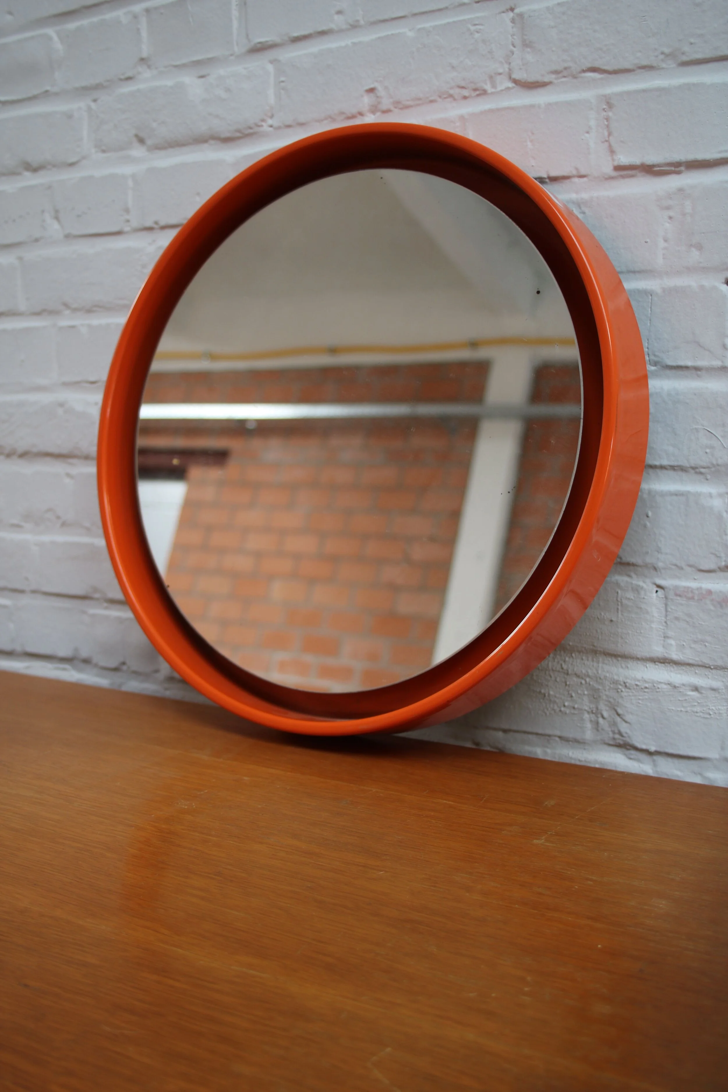Retro Mirror