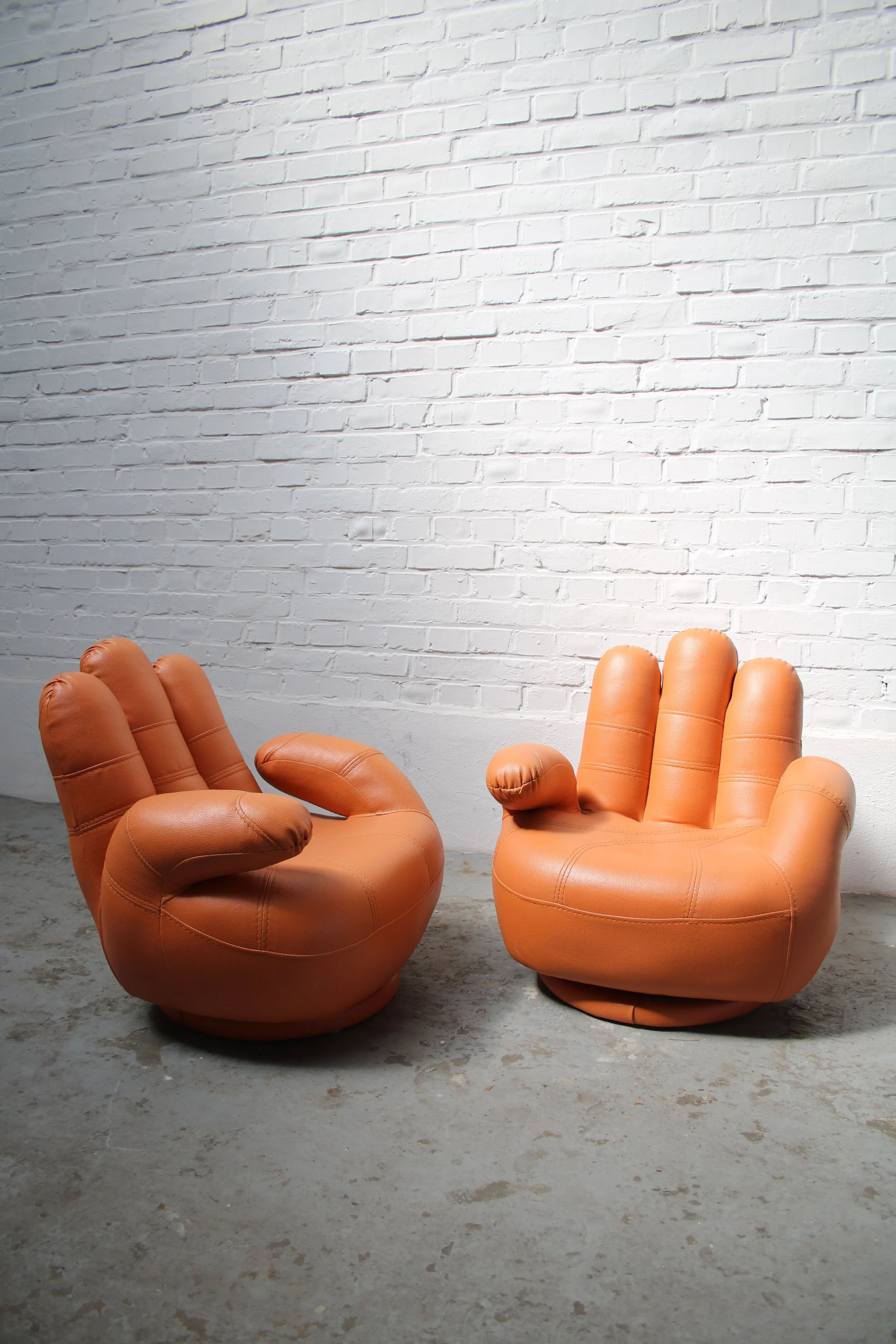 kids hand chair