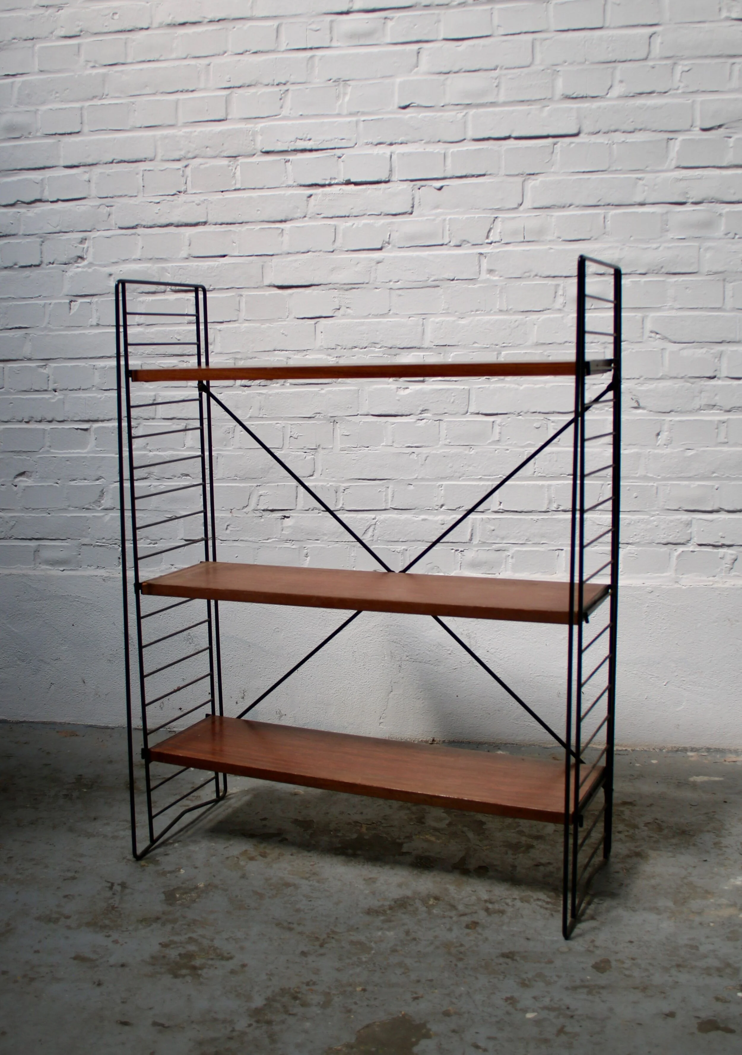 Tomado Free Standing Bookcase