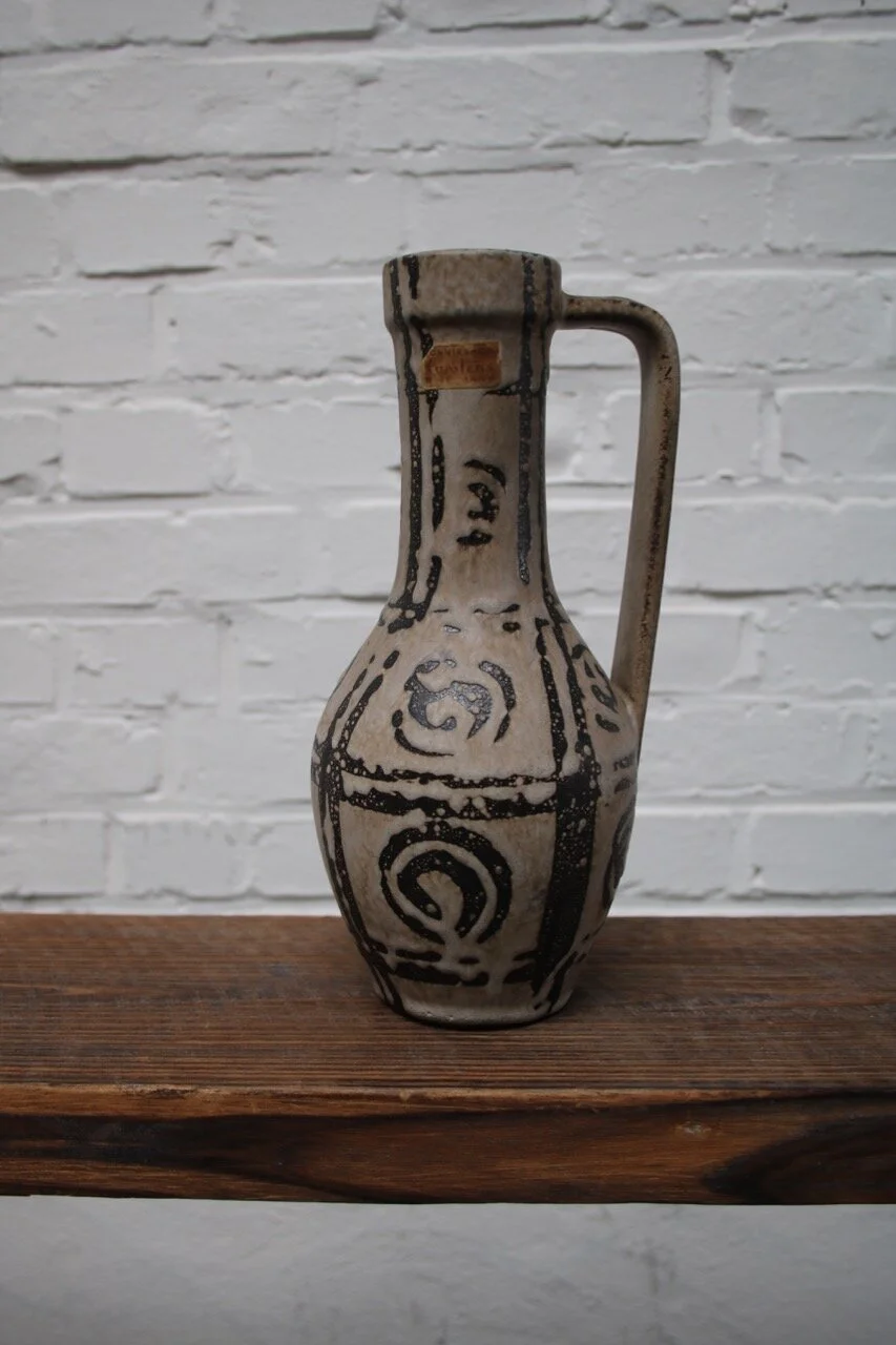 Carstens pitcher geo - 1.jpg