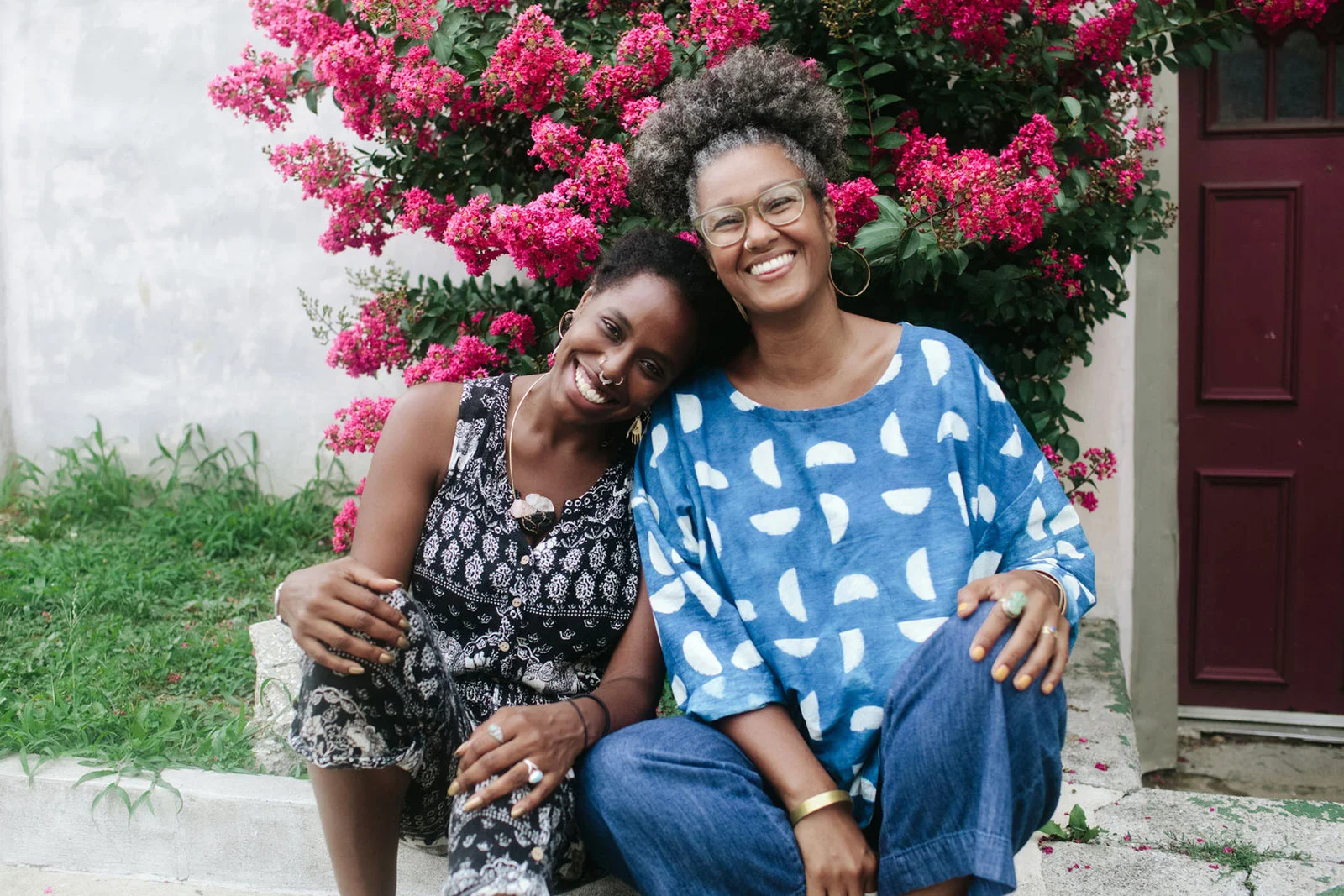 Our Mothers Kitchens Founders Khaliah D. Pitts (r) and Shivon Love. Photo by Adachi Pimental.