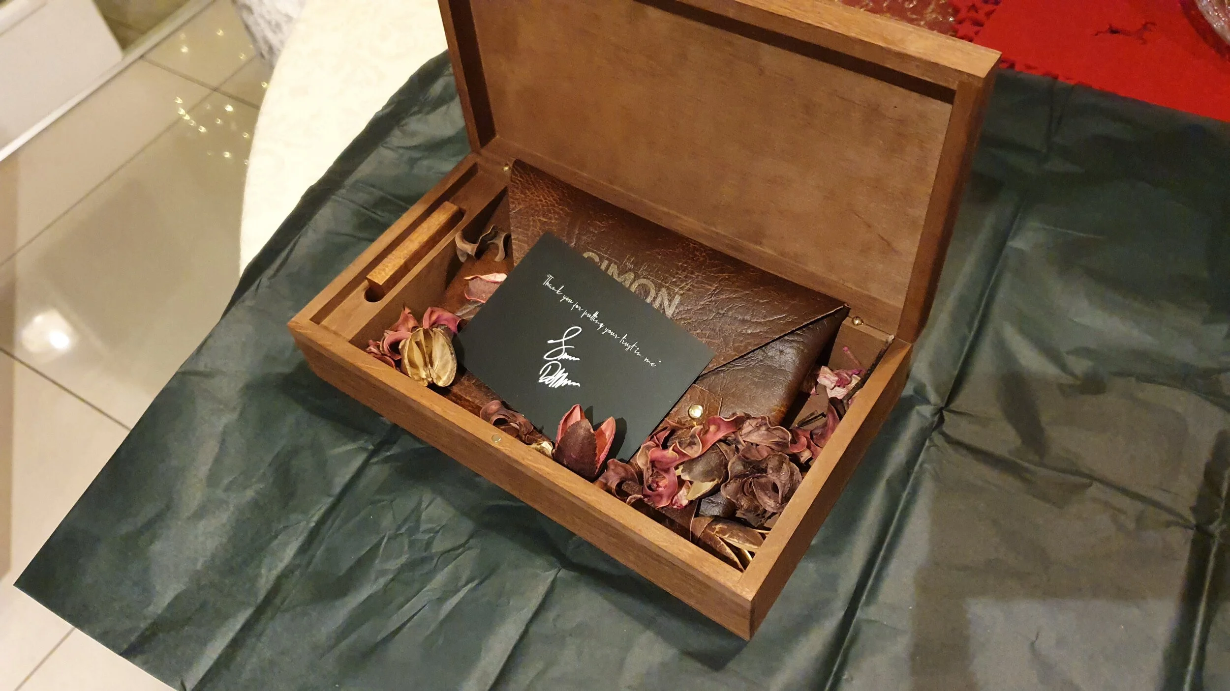 walnutbox.jpg