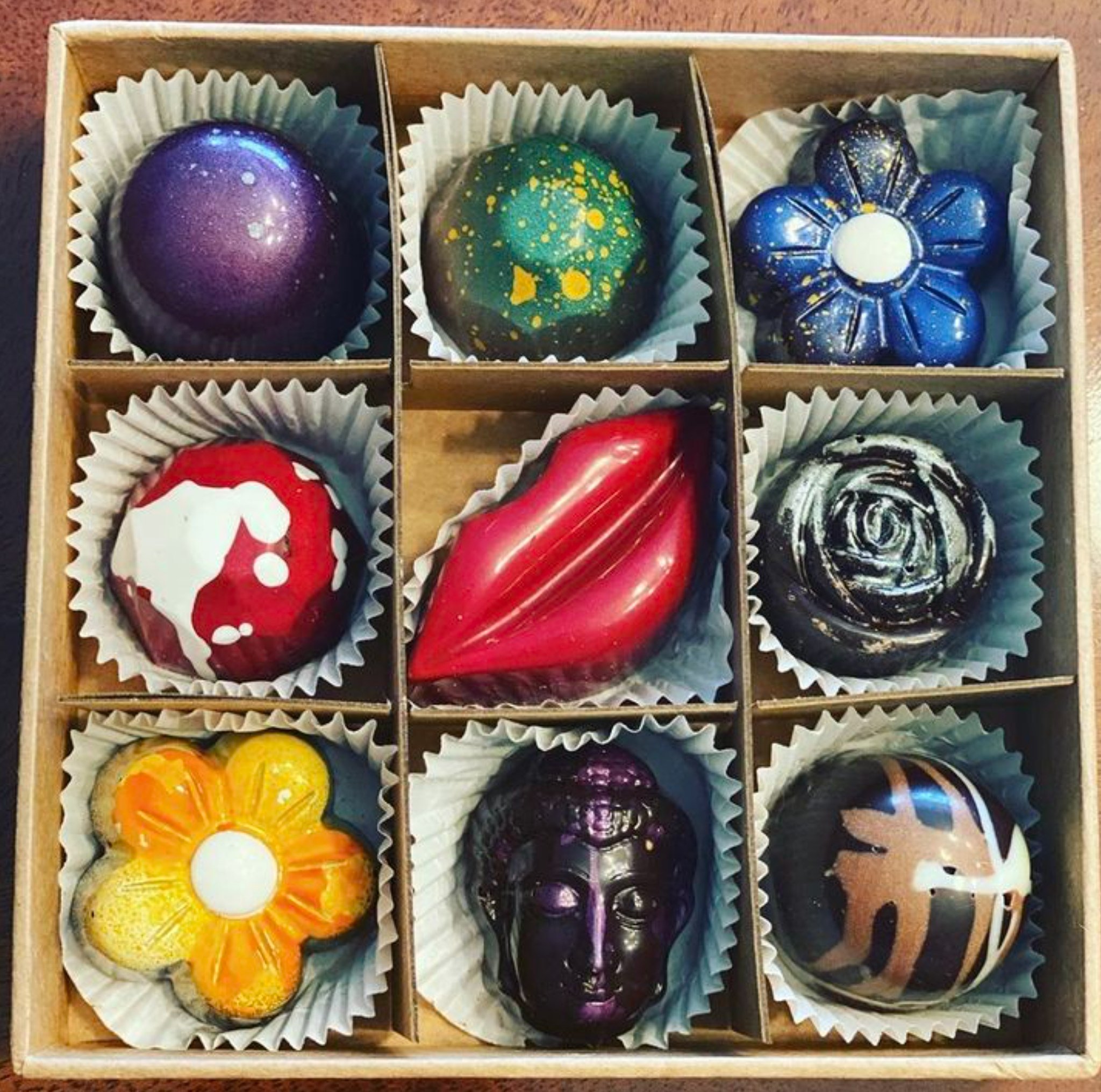 Fully customizable - pick your size box, pick your chocolates!
(Vegan options available)

#COCO #COCOseacliff #candybars #truffles #cholatier #confections #giftcard #longislandcoffeeshop #longislandchocolateshop #delicioustruffles #coffeeshop #seacli