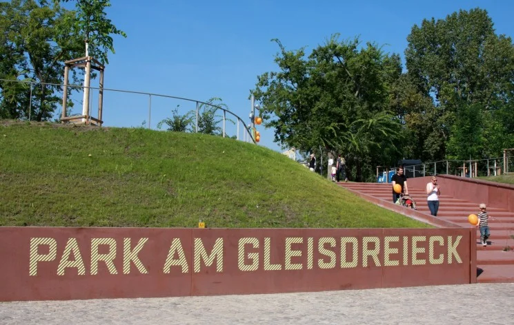 gd_clichtschwaermer_web.jpg