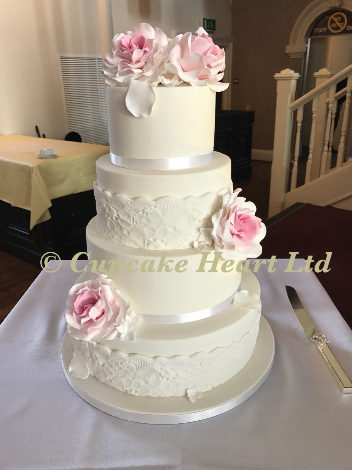 Trad wedding cake.jpg