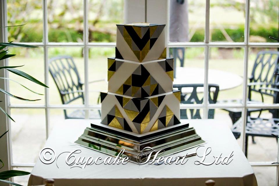 wedding-cake-square-gold-leaf.jpg