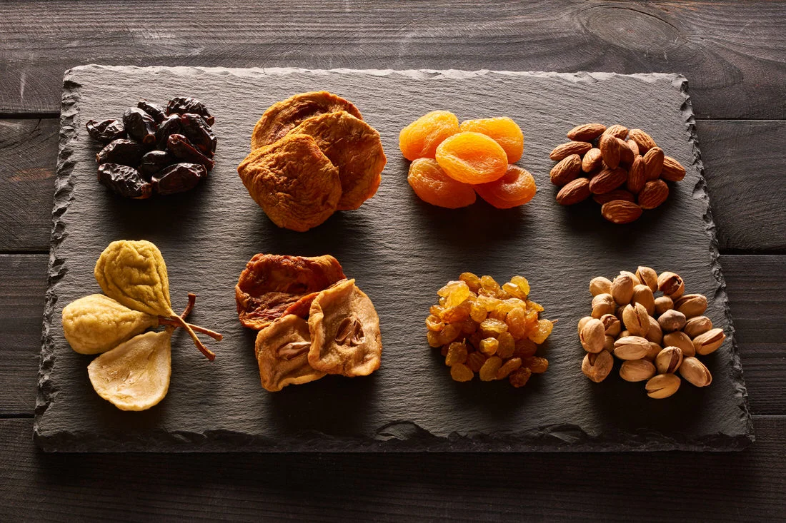 photodune-21047684-dried-fruits-and-nuts-on-slate-plate-xxl.jpg