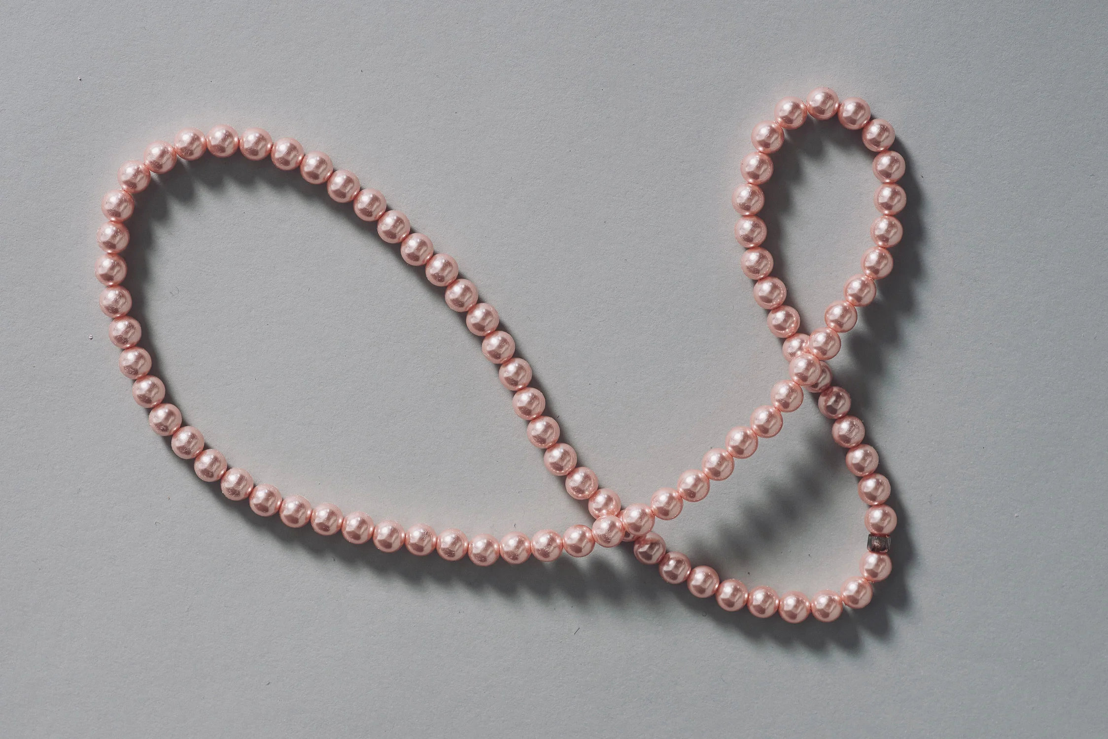 Rosa-Macher-Pearl-Necklace-Orange.jpeg