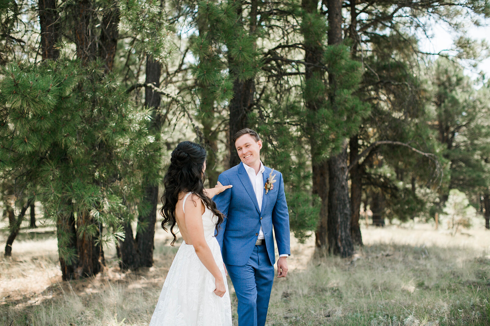 Colorado couple does intimate first look in the woods
