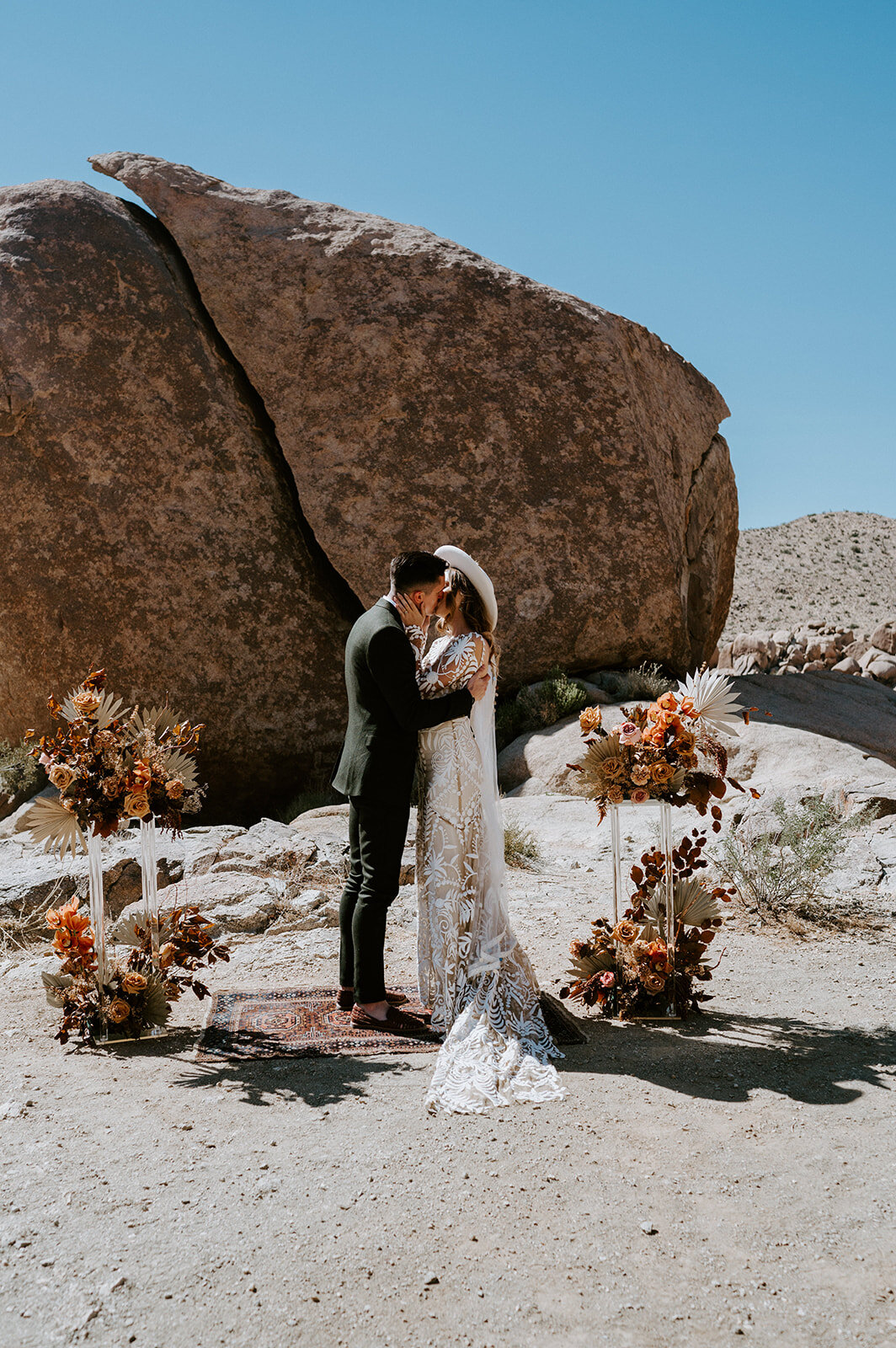 TC - 092520 - JOSHUA TREE ELOPEMENT PHOTOGRAPHER - TAMMI CAMP - NZ5 NZ6 - EDITED-322_websize.jpg