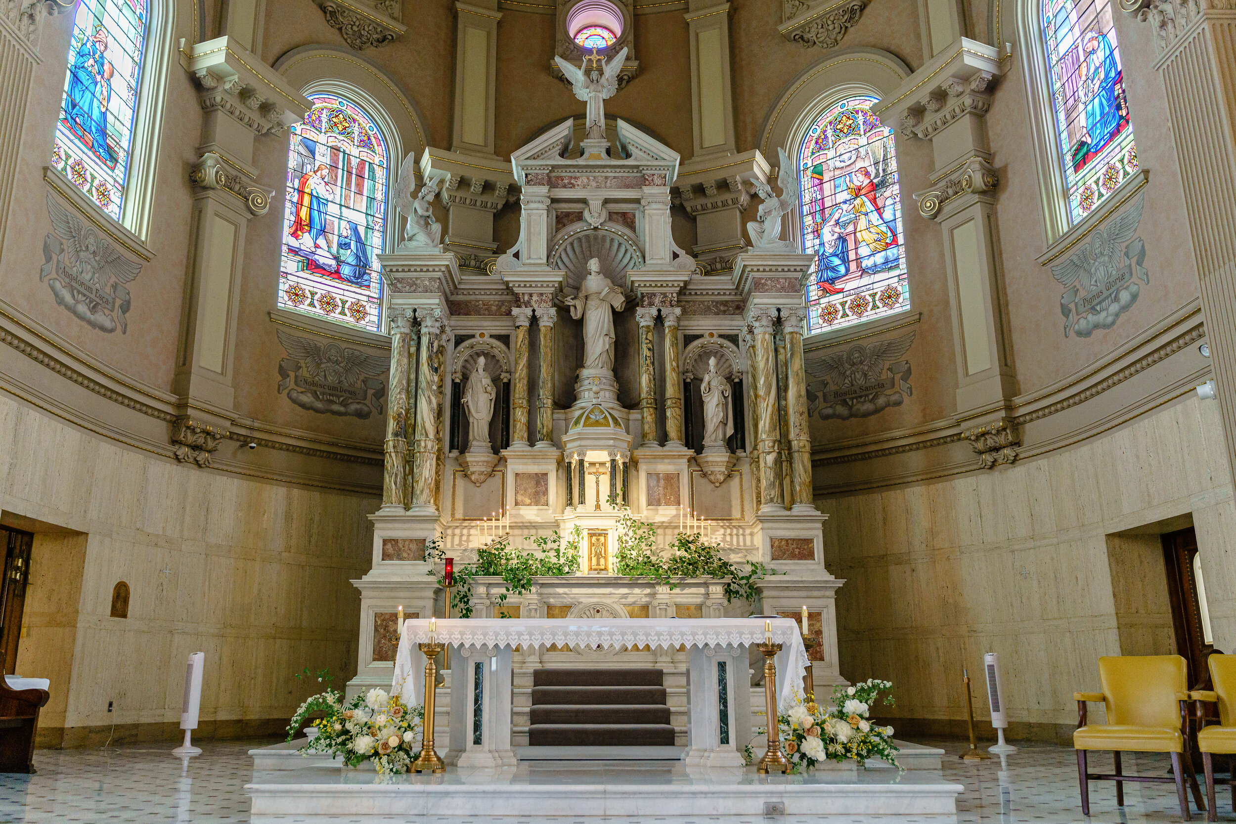 Timeless wedding details in traditional catholic cathedral 