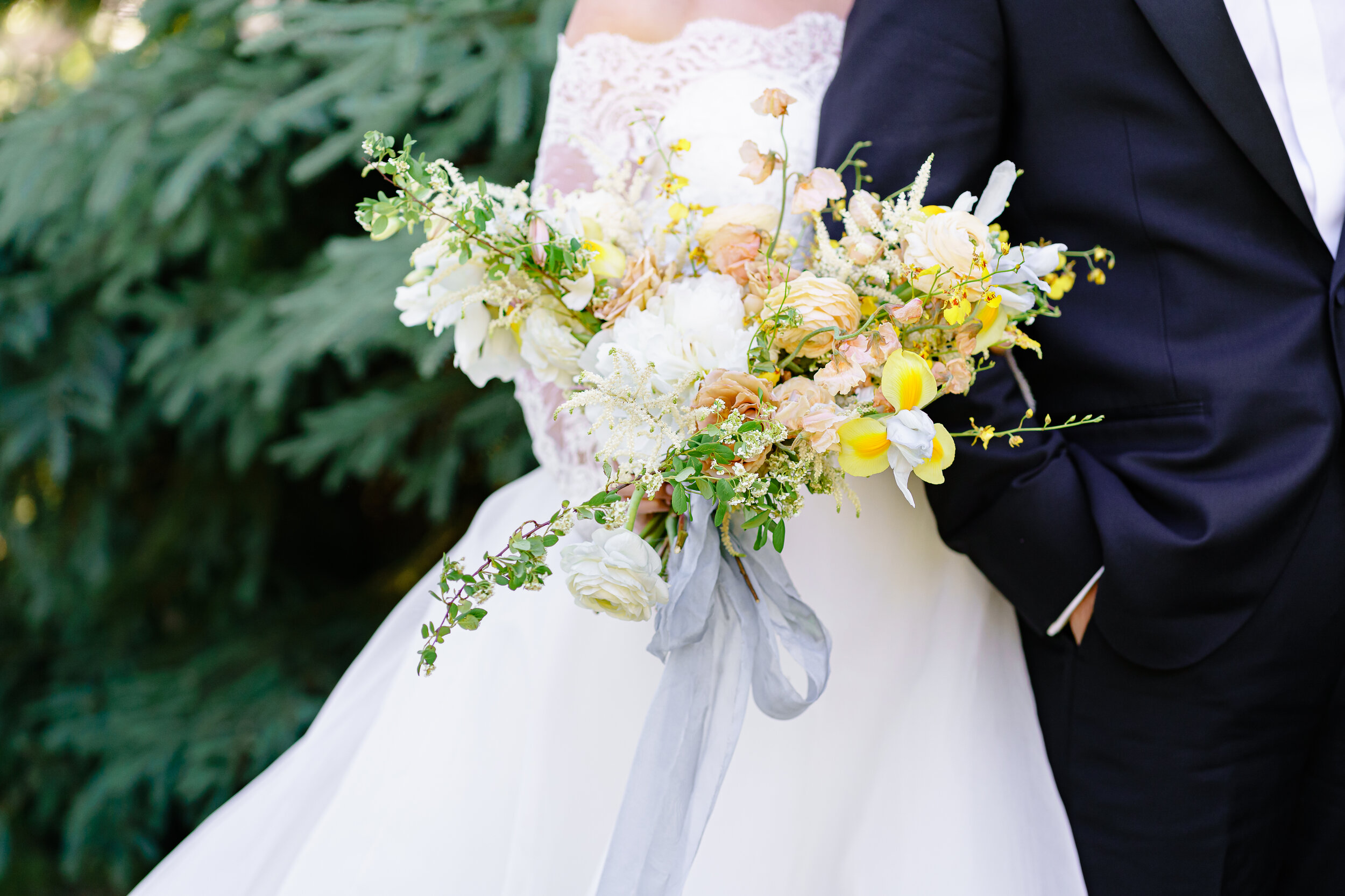 Elegant bridal bouquet 