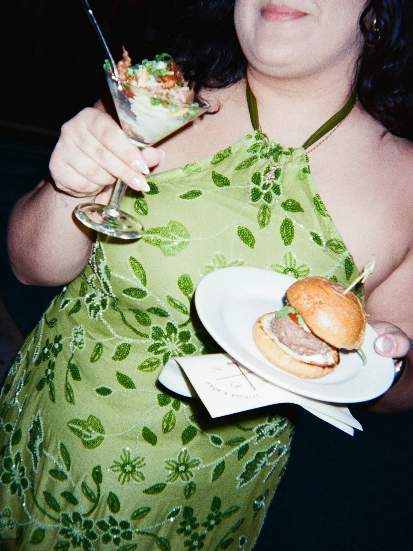 A poolside, golf-themed welcome party at @villaroyale_palmsprings &mdash; we love these candid photos captured on disposable cameras! 

Planning &amp; Design: @wildlycollective_ 
Venue &amp; Catering: @villaroyale_palmsprings 
Florist: @stillcarnatio