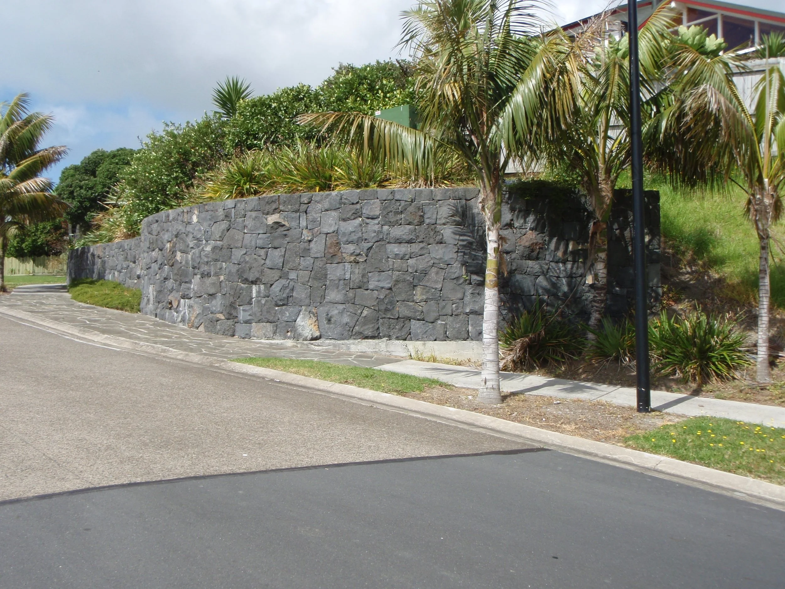 Rock wall 1.JPG