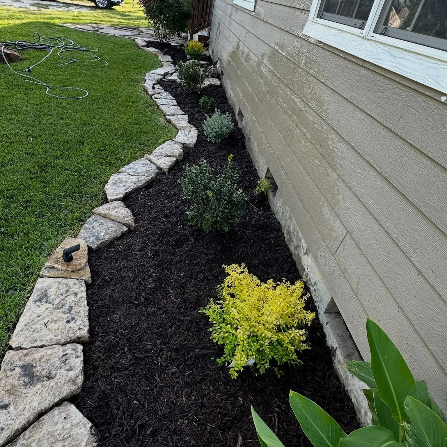 🌧️ North Texas is finally getting some rain!

A little rain is great for your lawn and landscaping, but too much water can cause its own set of problems. After a good soaking, keep an eye out for standing water, soggy areas that aren&rsquo;t drainin