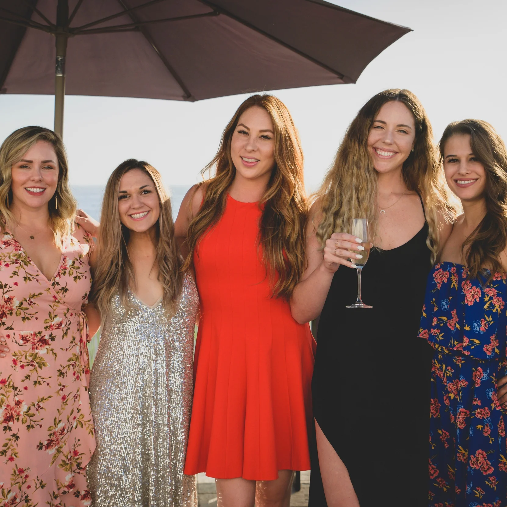 WEDDING TOPIC: 5 Fun Ideas For Your Cocktail Hour Entertainment