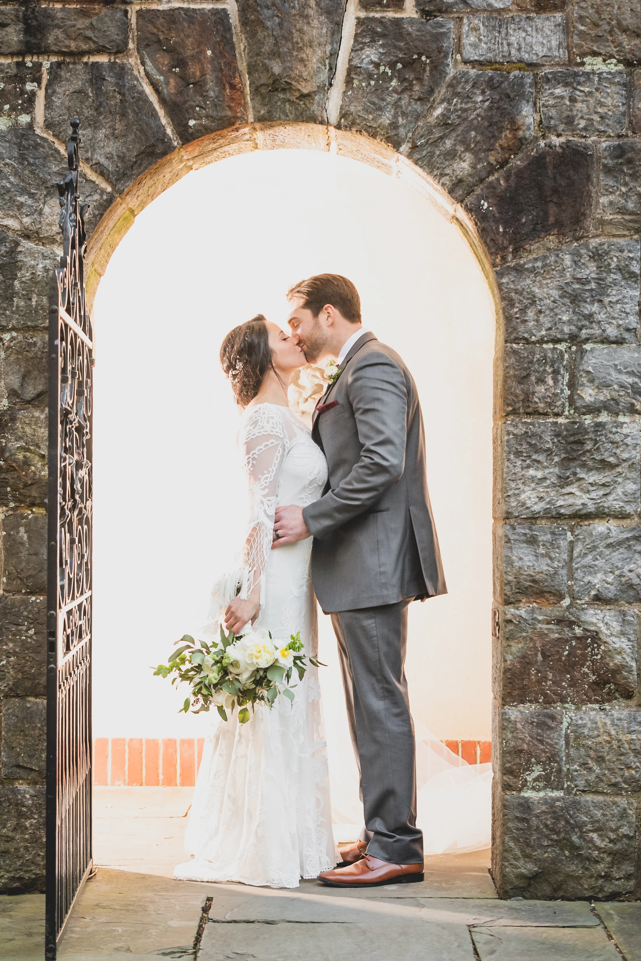 TaylorWeddingSneakPeek-4.jpg