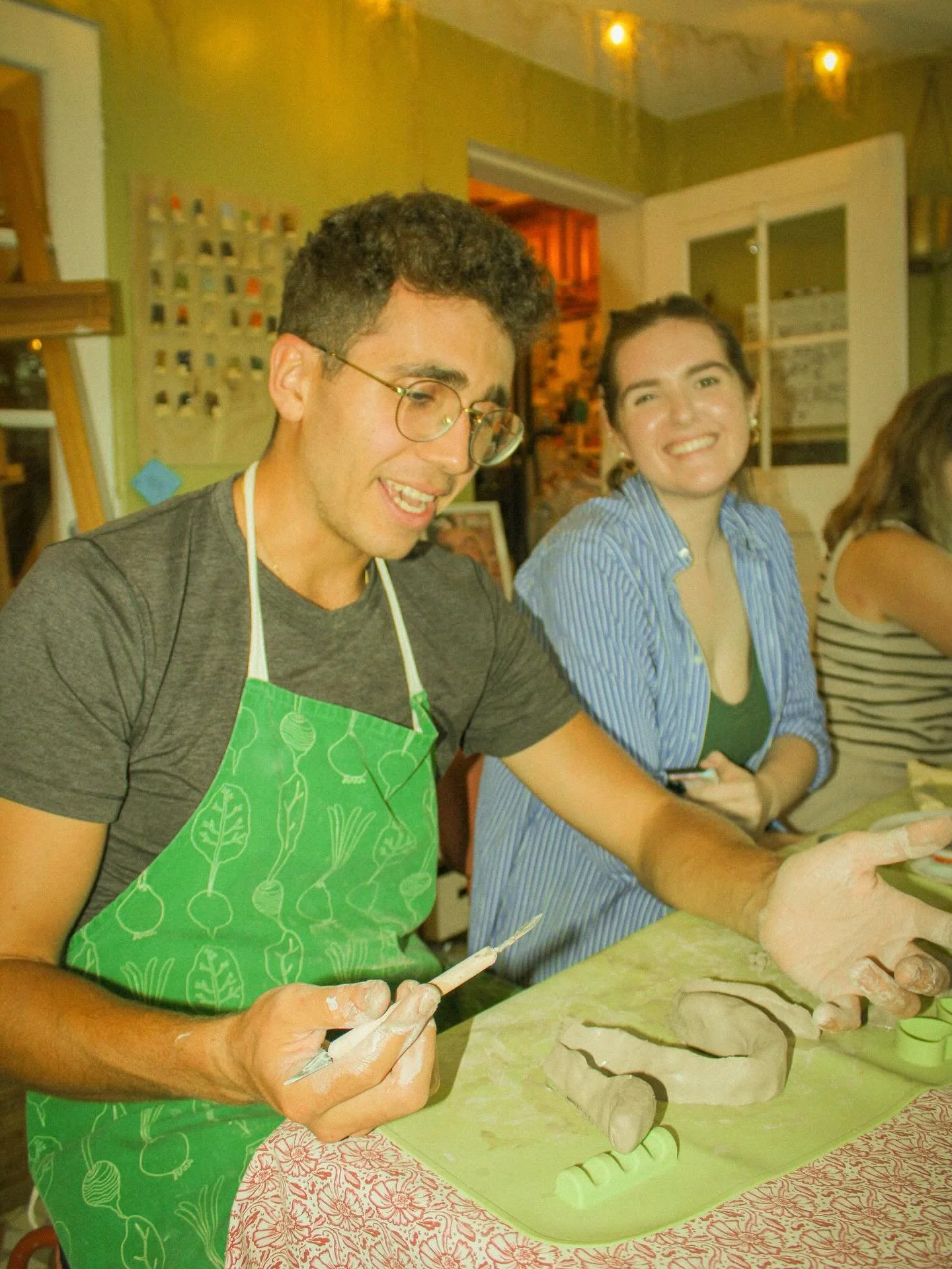 our first thursday class was a success! 

should we do it again soon? 💚🐊

next week&rsquo;s classes tix in bio! 

#ceramics