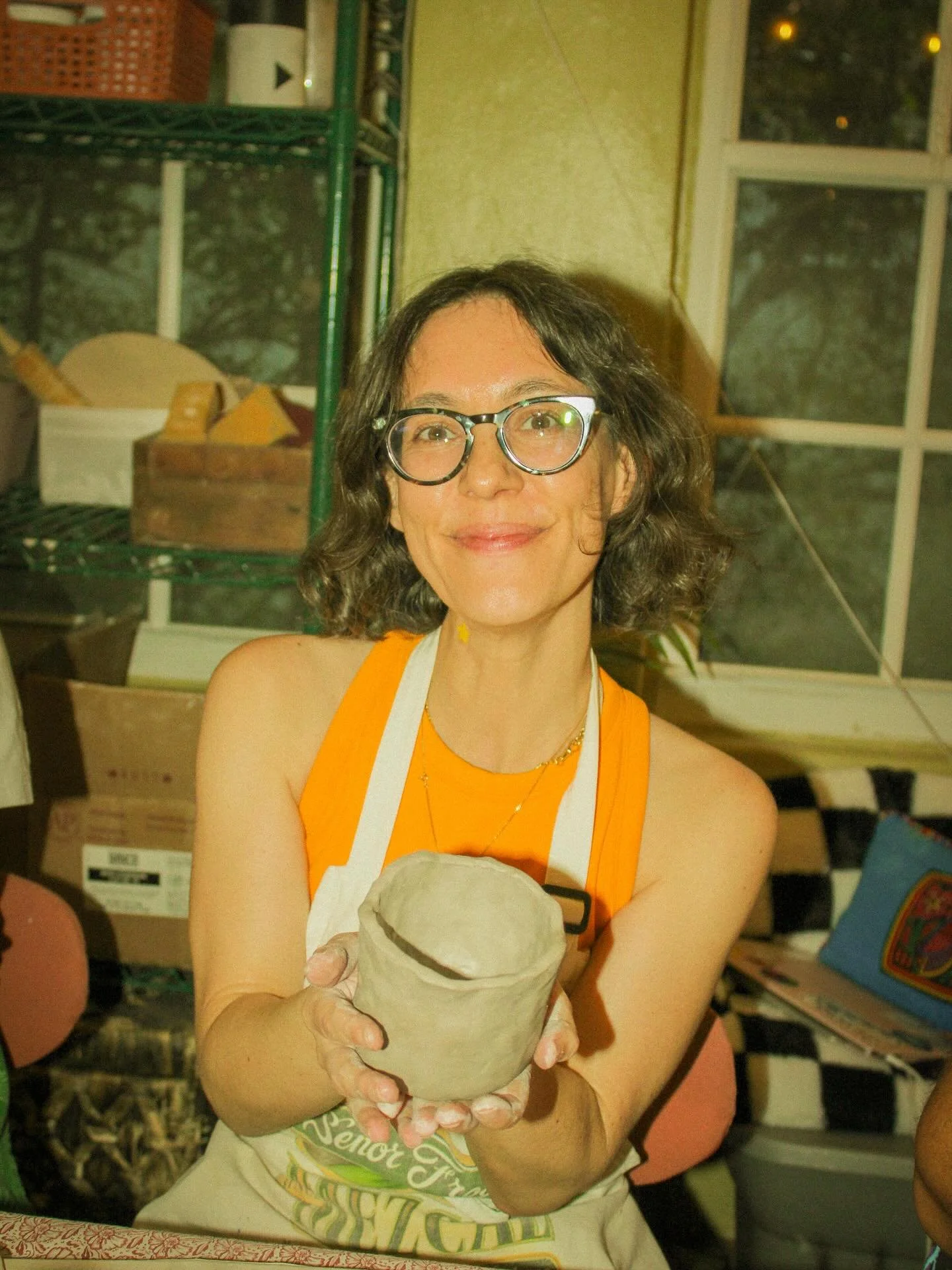 some shots from last week&rsquo;s classes! 

swaamp studio has seen so many wonderful artists visit this past summer&mdash;from old and new friends alike. 

looking at the kiln firings and prepping for my move, I&rsquo;ve made the decision that this 