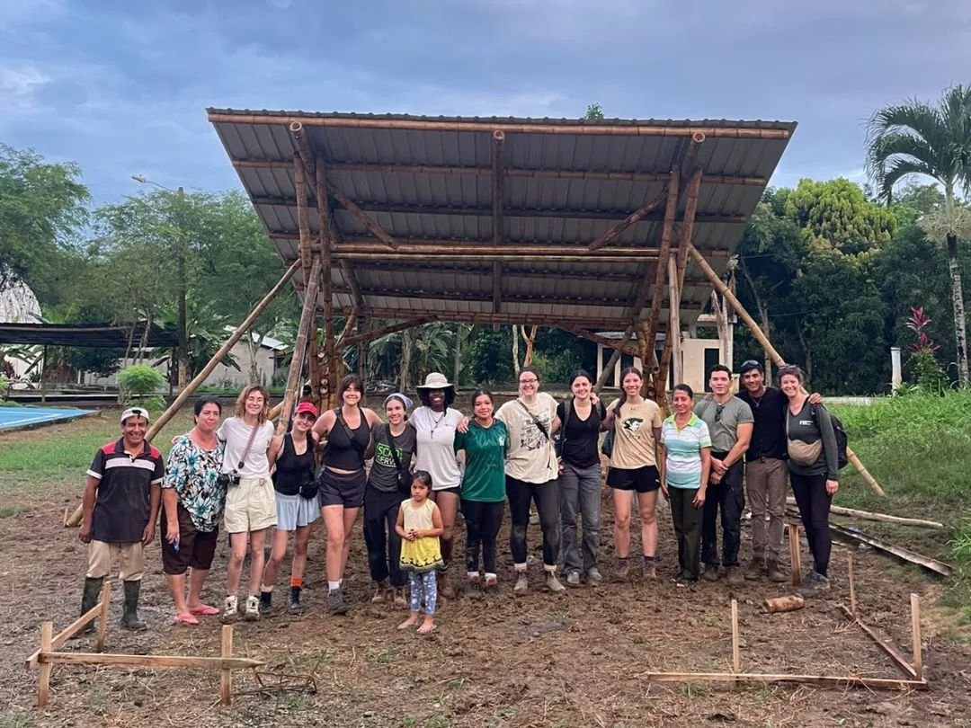 Check out this beautiful bamboo pavilion we made for the local school at the town of Pavon! This was a two-part project; here we see our Georgia Tech @rfixgatech &amp; SCAD @scad.nexsus group tackling the first half 👷&zwj;♀️💪

Scroll to the end to 