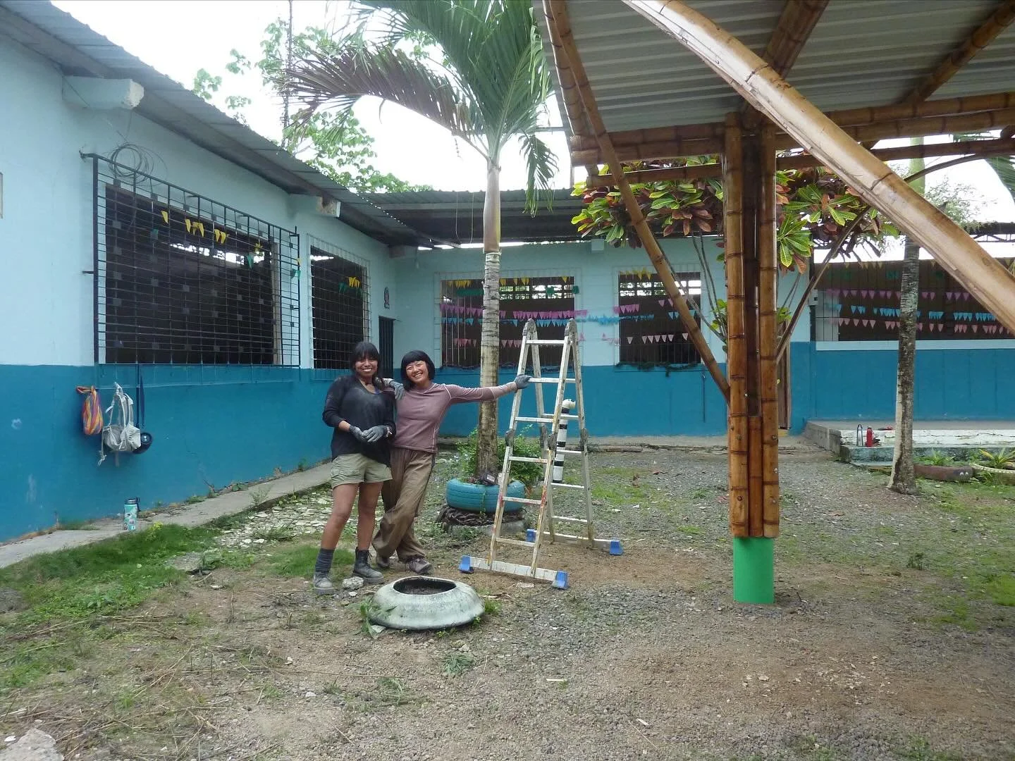 friendzzzzzzzzzzzzz !!!! 👥💚💚💚

Join RFI &amp; create long-lasting connections with likeminded individuals who are passionate about nature, traveling, sustainability, &amp; community empowerment 💚. While each trips is only 10 days the connections