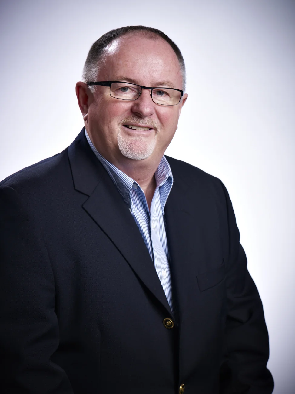 bio-photo-john-scott.jpg