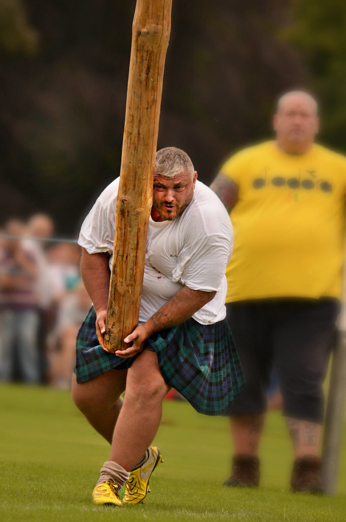 CaberToss.jpg