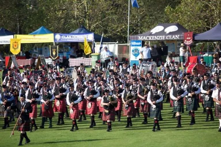 Melbourne-Pipe_Bands_1-768x512.jpg