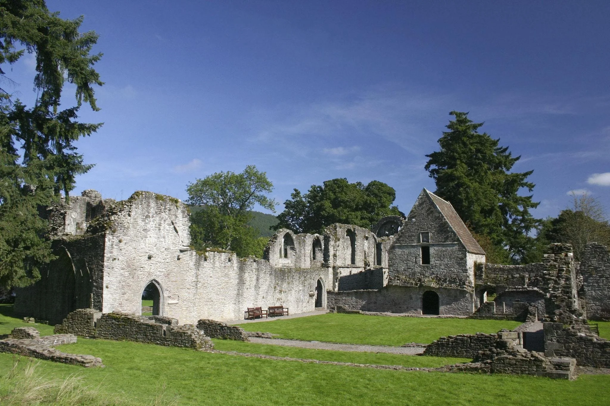 Inchmahome Priory.jpeg