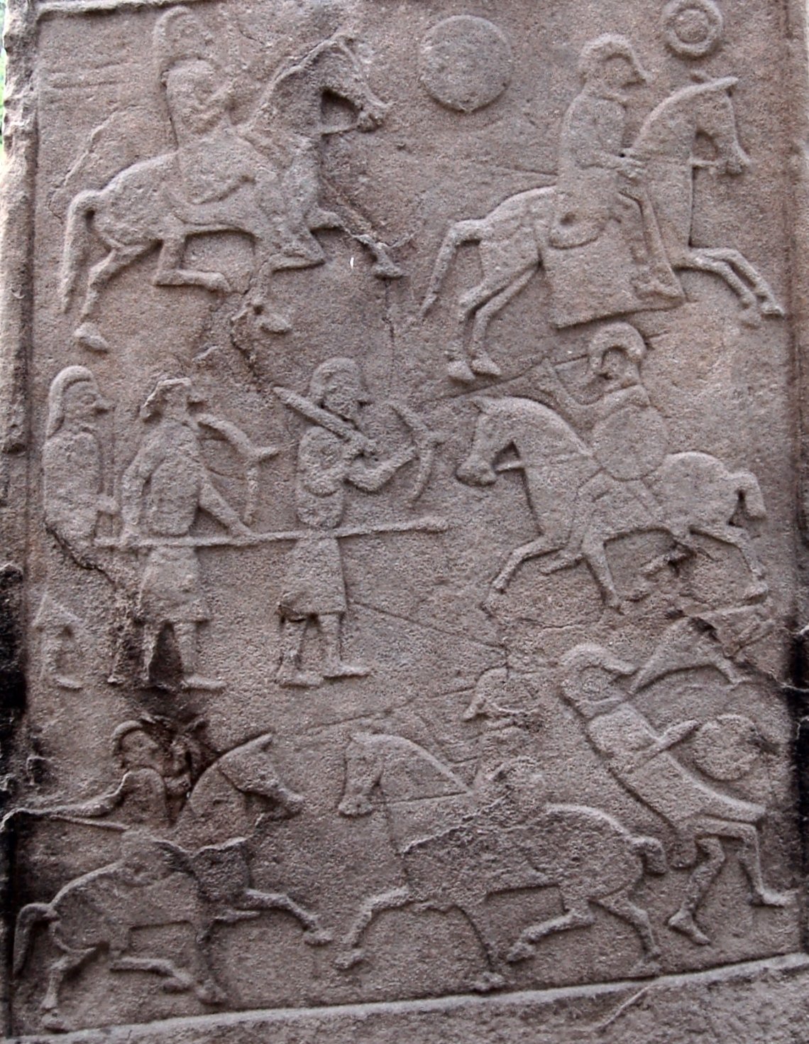 Pictish_Stone_at_Aberlemno_Church_Yard_-_Battle_Scene_Detail.jpg