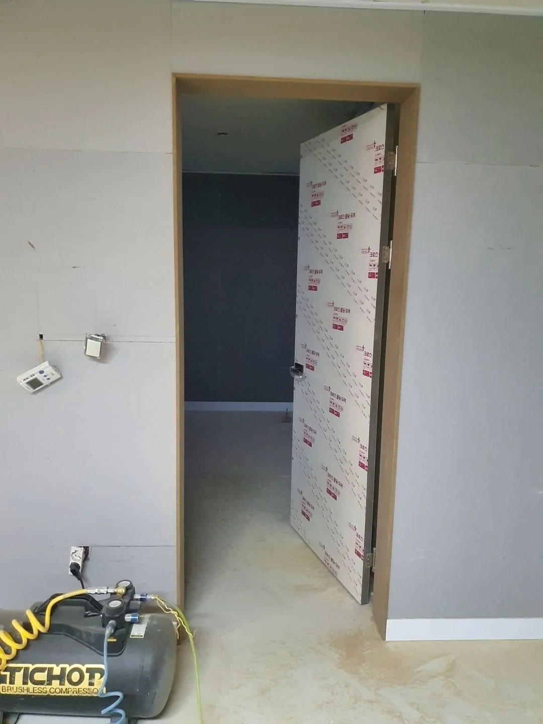 백석 목수 9mm문선도어