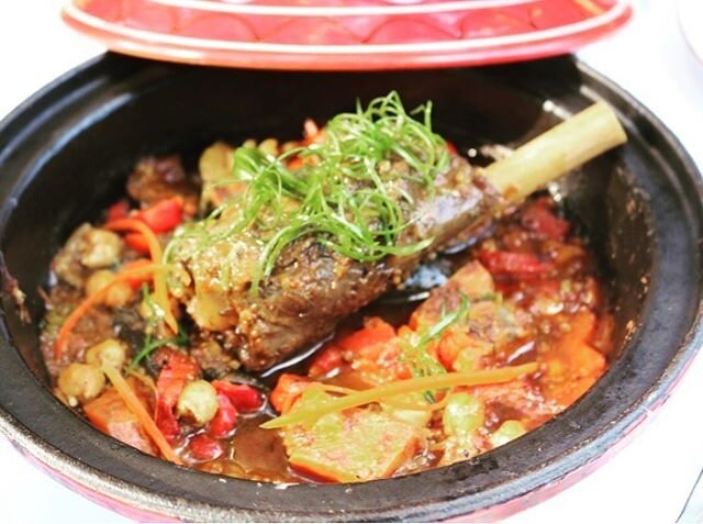 Available for all day everyday, Meze Me&rsquo;s Lamb Shank Tagine. Perfect for the cold nights ahead ❄️
~
w/ ras el hanout, braised vegetables, medjool date and rosewater
~
Available for takeaway and dine-in, 12pm to 8pm (dine-in timeslots available)