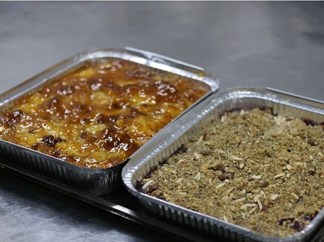 Meze Me&rsquo;s home catering isn&rsquo;t just savoury, we have a huge selection of sweet treats for you to try and enjoy! We&rsquo;re here to provide you the best dishes whilst staying inside!
~
Apple &amp; Winter Berry crumble w/ Brandy Custard and