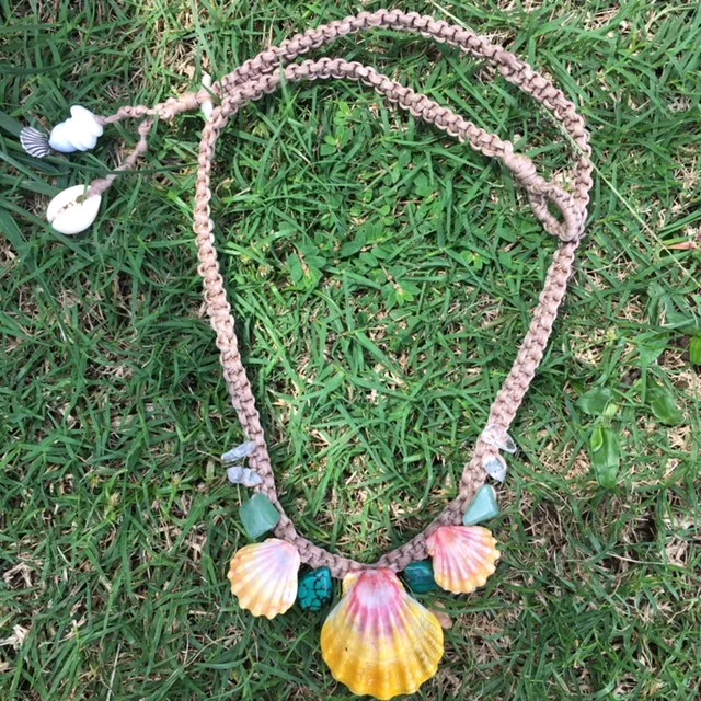 Sunrise Shell Macrame Necklace