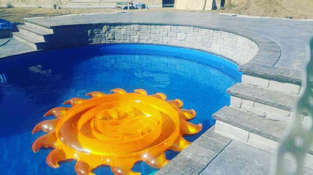 pool_border.jpg