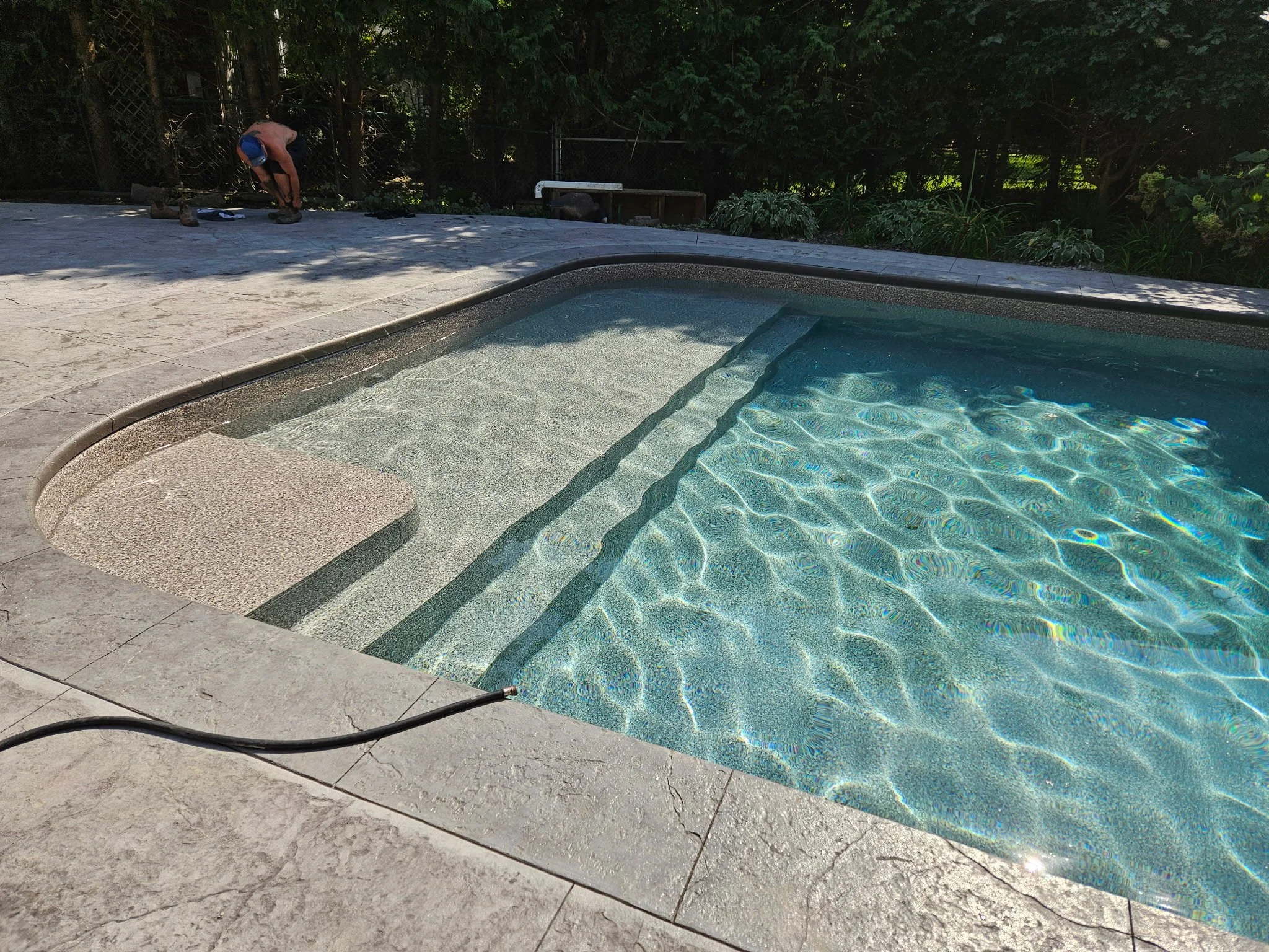 Is It Time to Renovate Your Pool? Vinyl Liner and Fibreglass Edition  