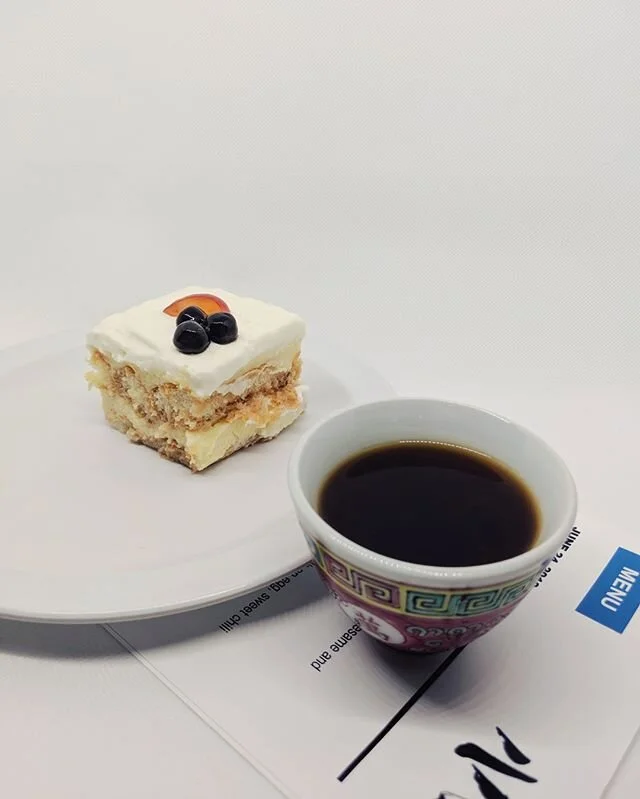 That one time we teased y'all with bubble tearamisu instead of straight up boba. One of these days though, it will make an appearance on a menu!⠀
.⠀
.⠀
.⠀
BB6 aka Ba Ba Lio aka 八八六 (886, Taiwan's area code) is a pop up series dedicated to highlightin