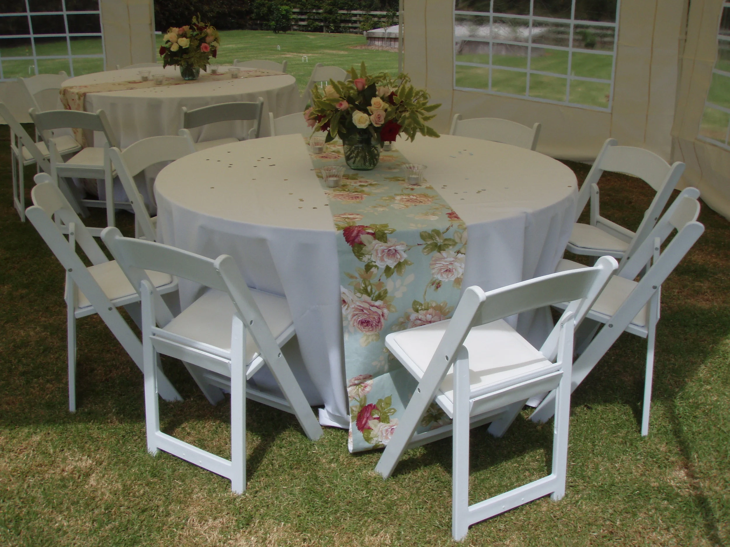 Table-flowers-centrepiece-decoration-flowerpower-northland