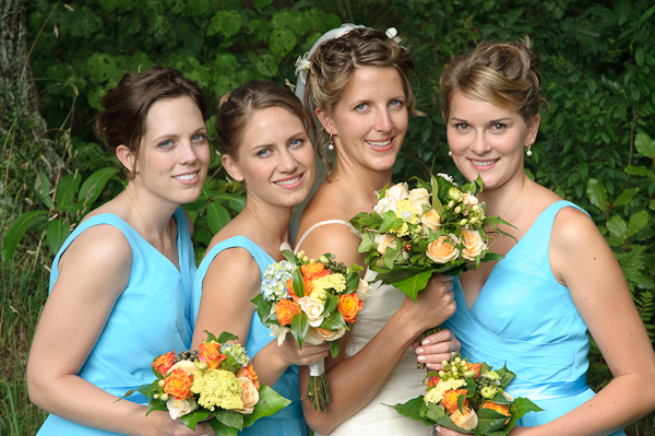 Bridesmaids-orange-flowers-flowerpower-northland