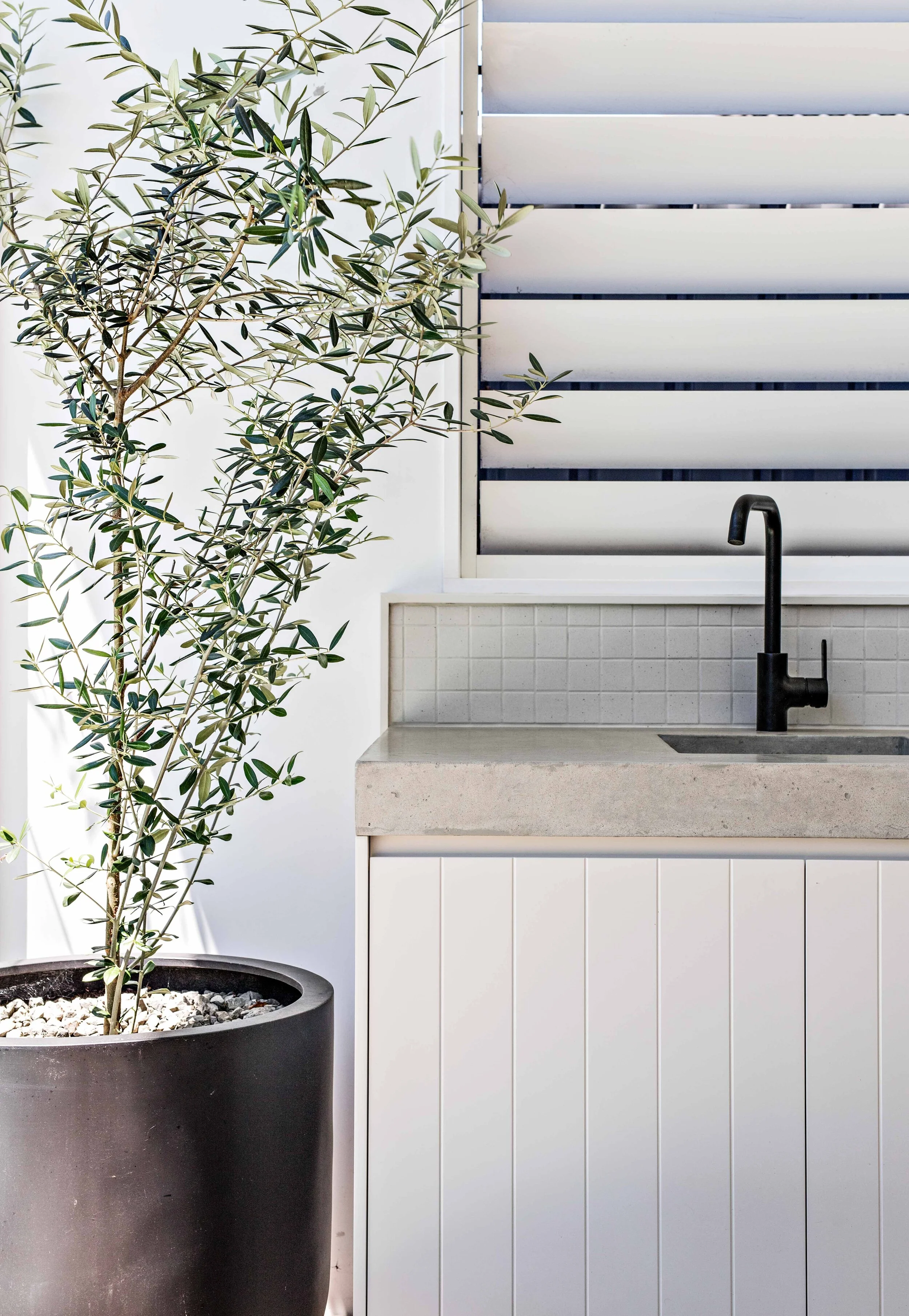 UNeek Web Res-40.jpg