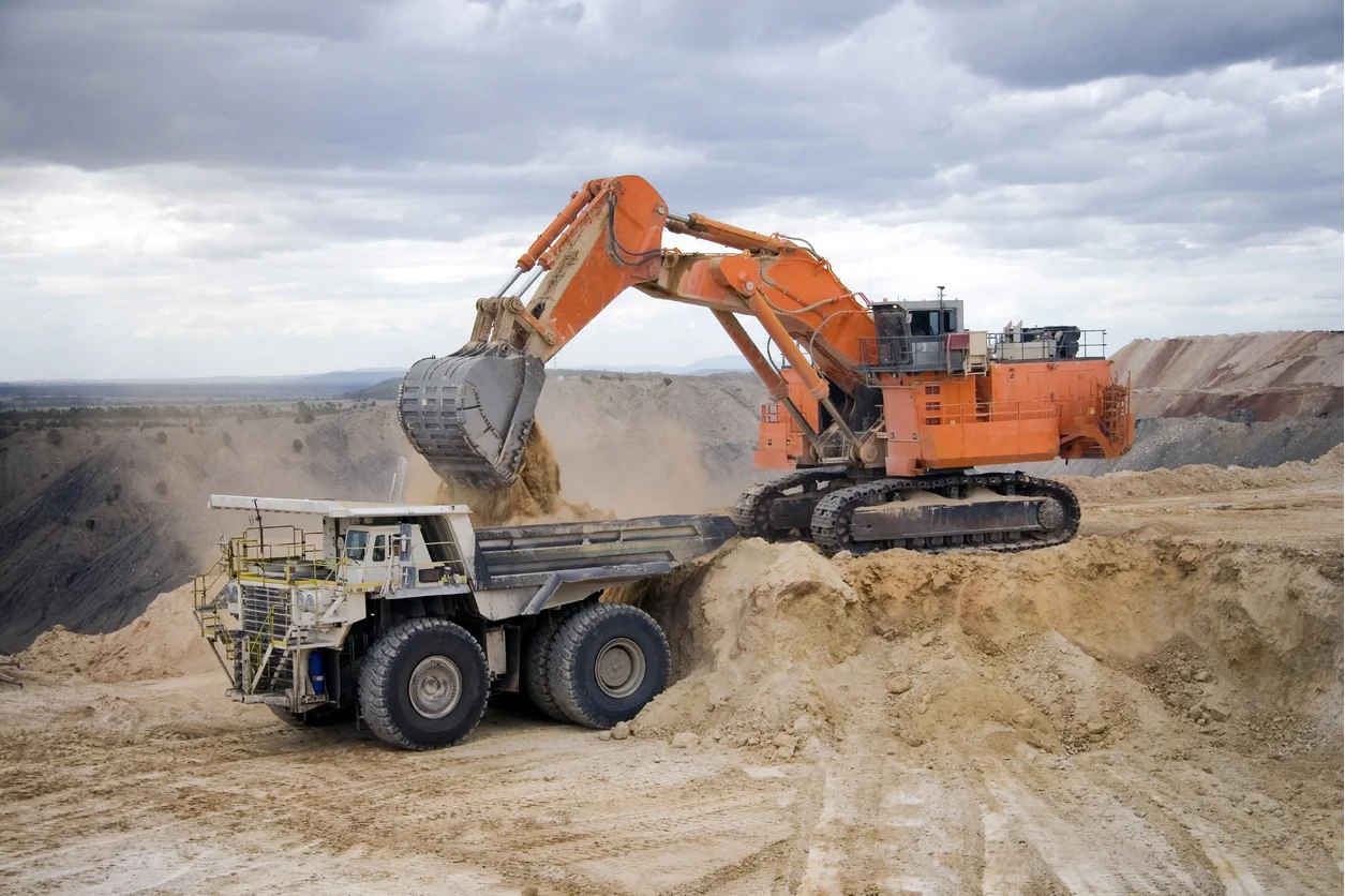 Extreme Excavtors Mackay.jpg