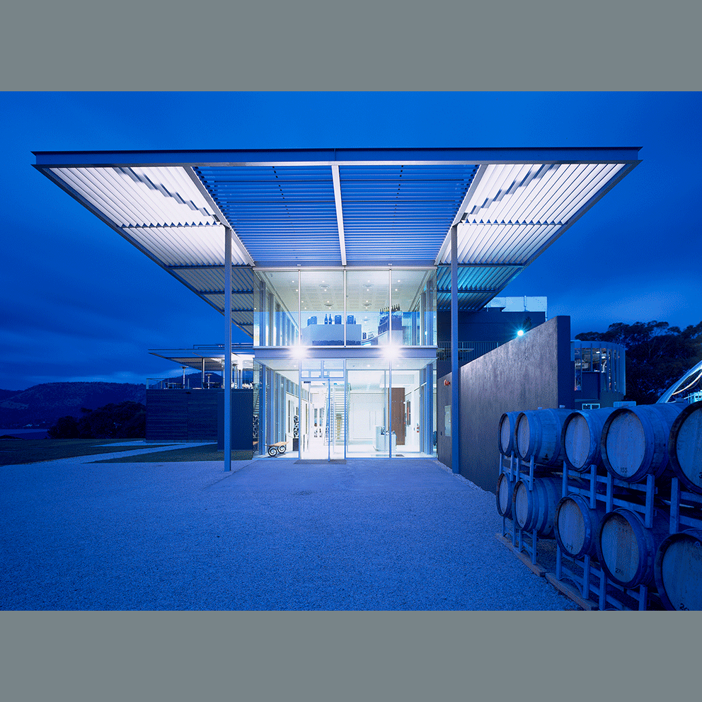 rosevear_stephenson_moorilla_08 copy.gif