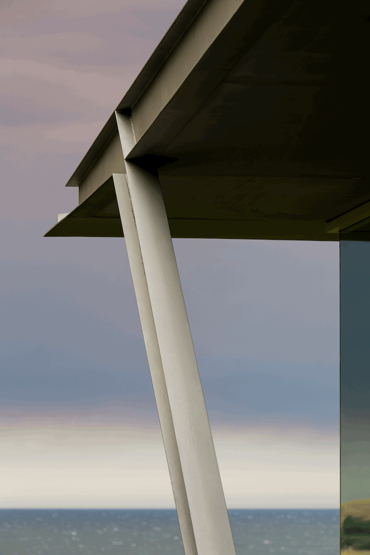 rosevear_stephenson_littlebay_63.gif