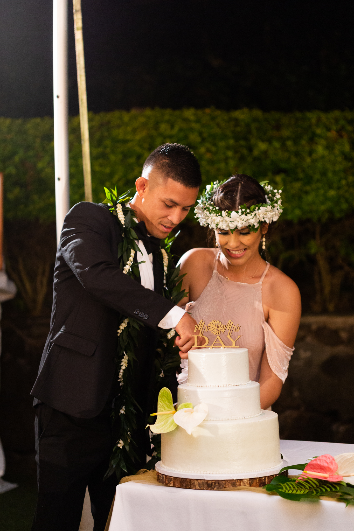 Kualoa_Ranch_Wedding_Photographer_Tone_Hawaii-42.jpg