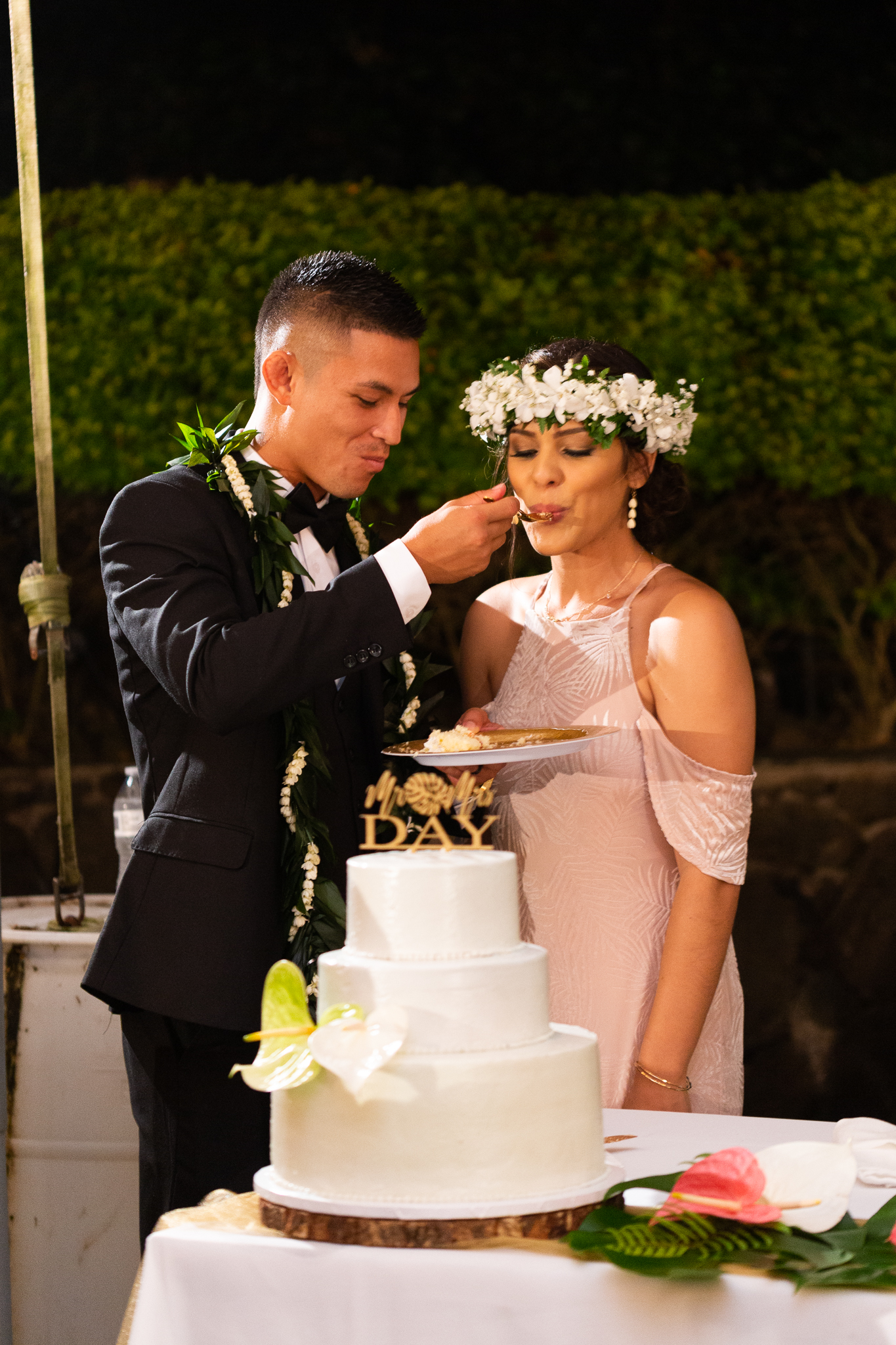 Kualoa_Ranch_Wedding_Photographer_Tone_Hawaii-44.jpg