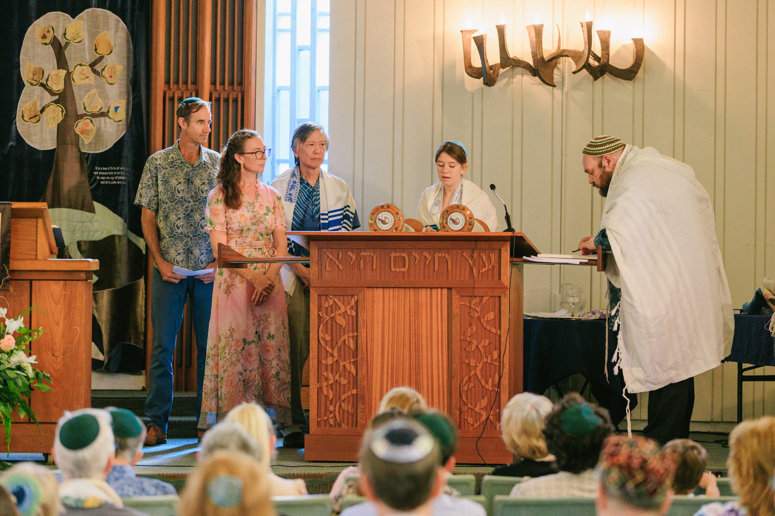 bat-mitzvah-ceremony-photographer-hawaii-4.jpg