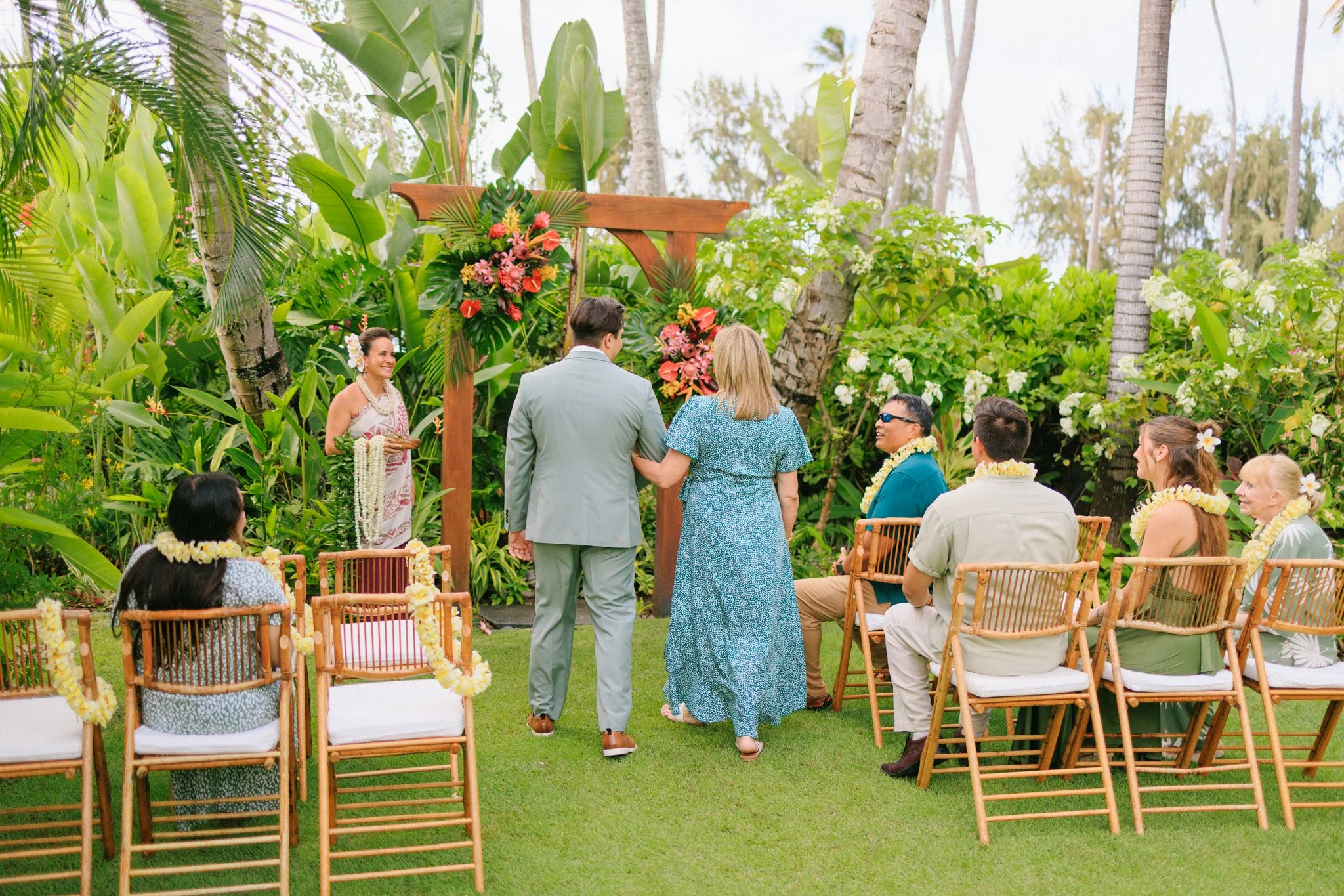 maleanagardenswedding--87.jpg