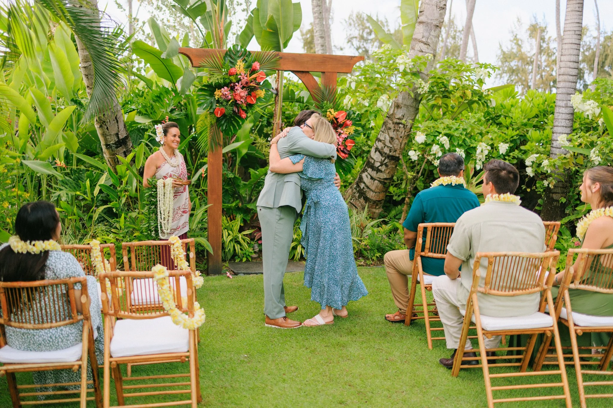 maleanagardenswedding--88.jpg