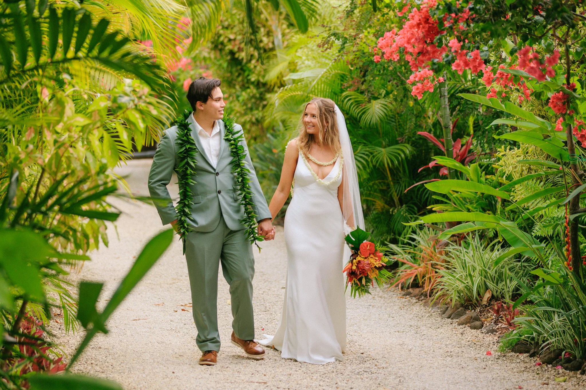 maleanagardenswedding--331.jpg