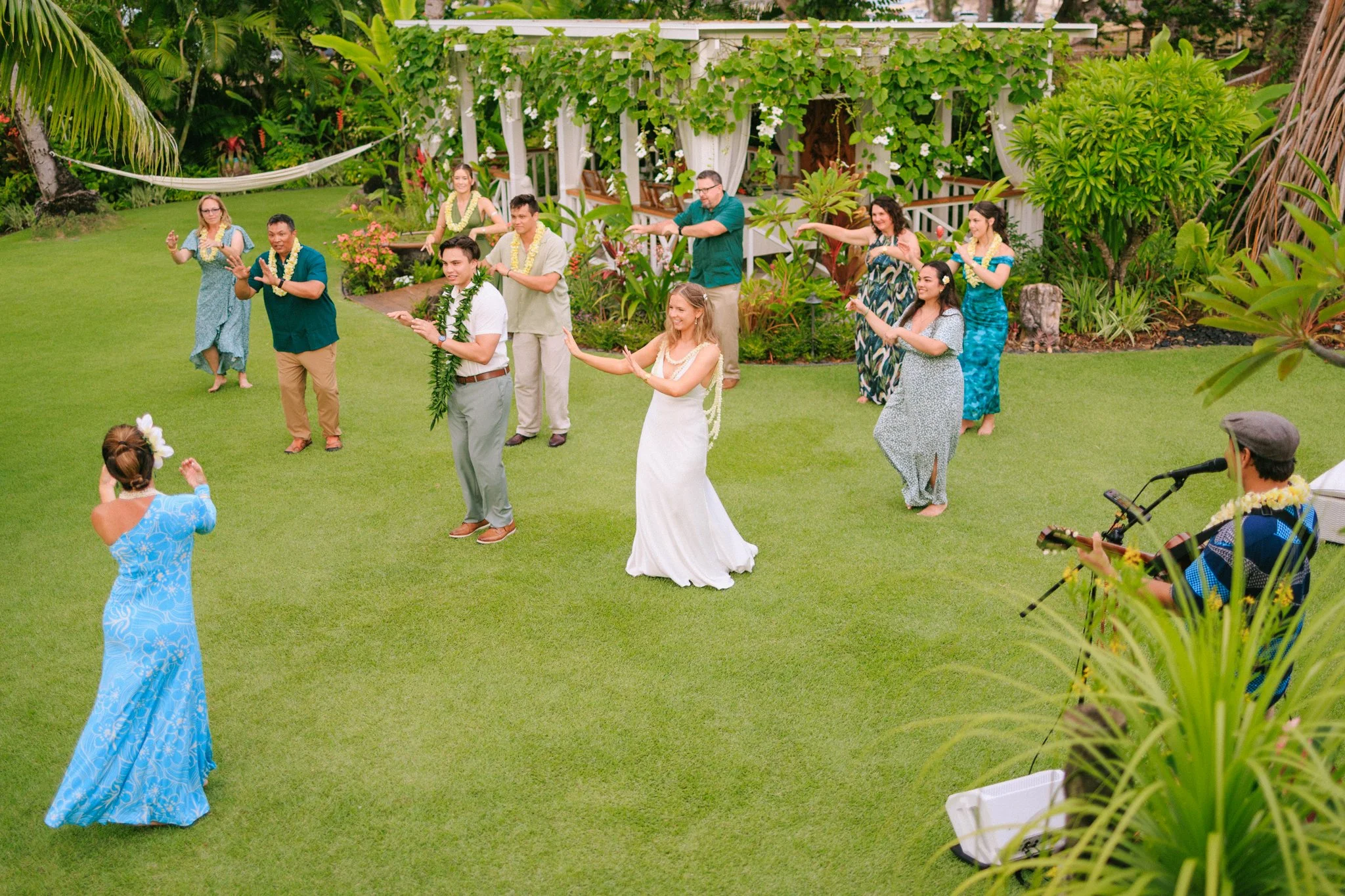 maleanagardenswedding--389.jpg